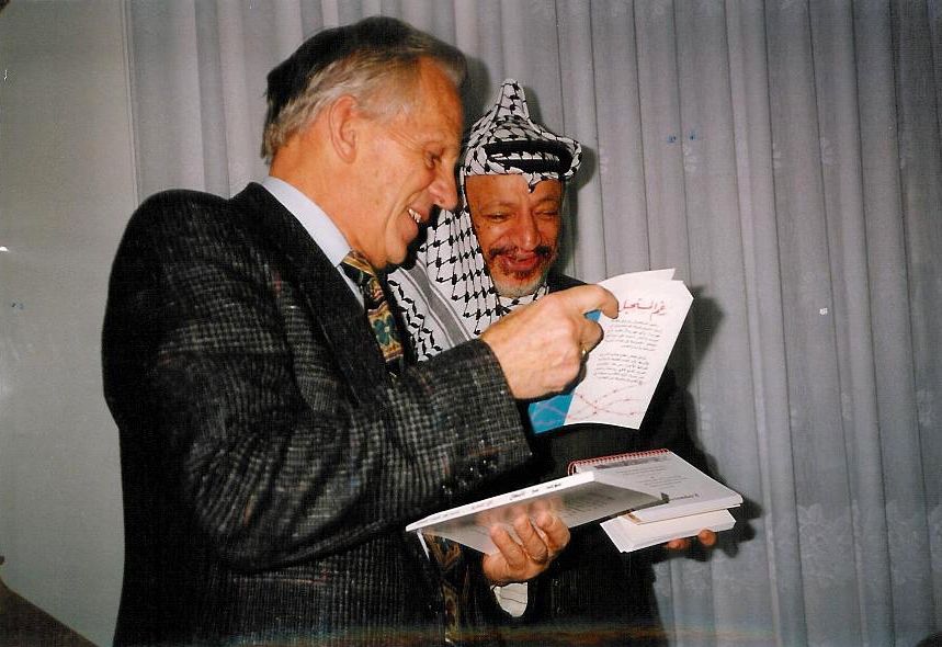 1980-Anne-Arafat.jpg